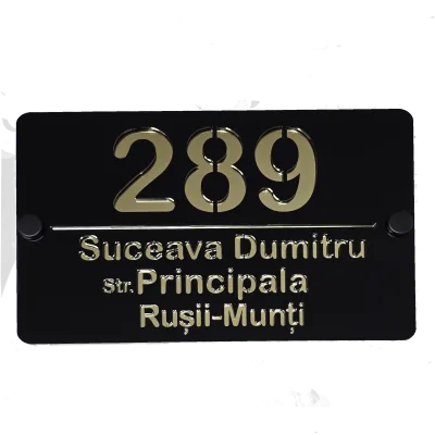 Numar casa cu nume de familie negru cu auriu lucios