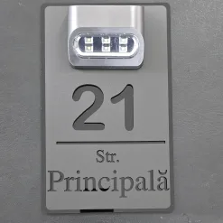 Numar casa premium cu lampa solara Negru lucios cu Negru Satinat